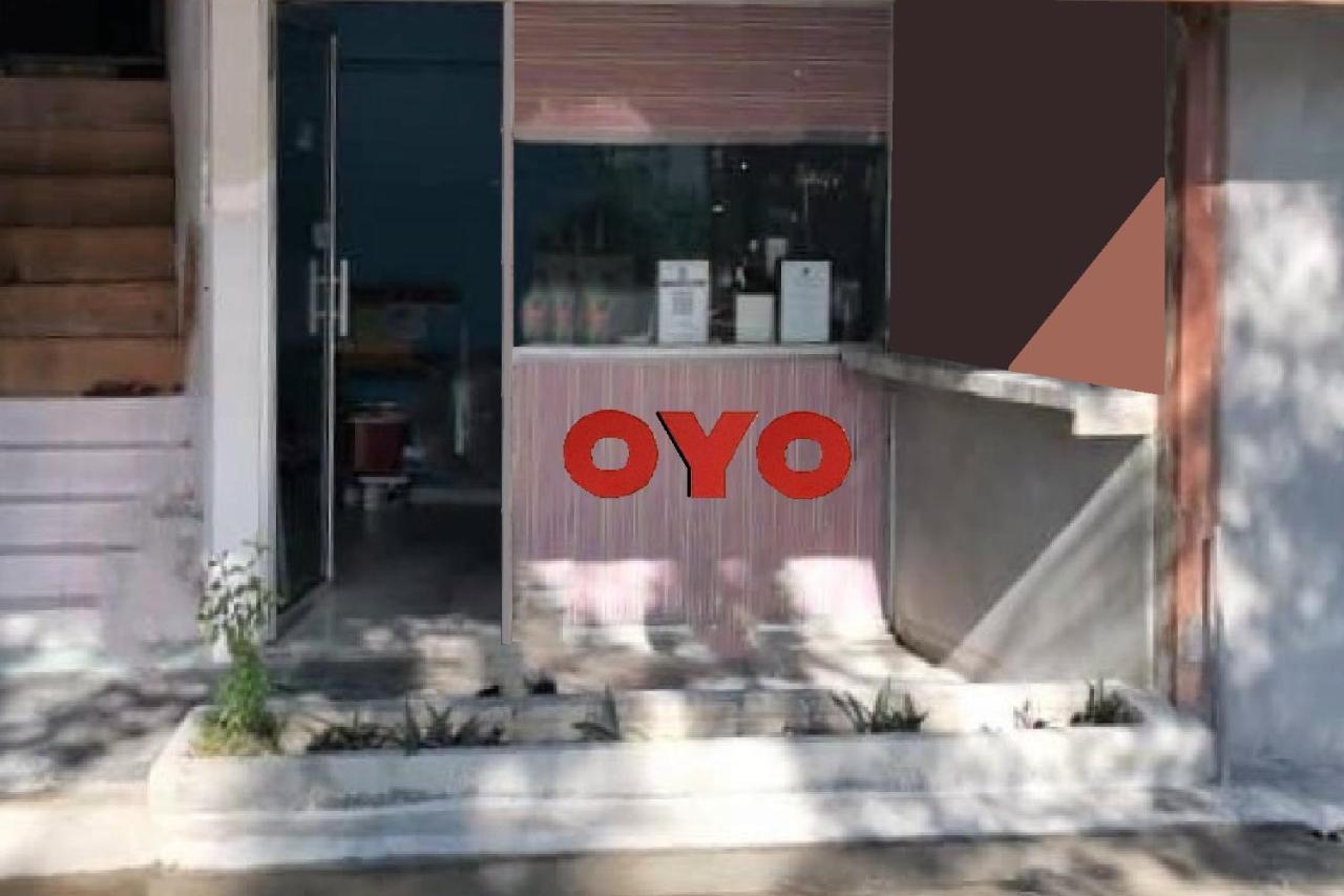 Oyo 90176 D'Cruz Sunrise Villa Pantai Cenang  Exterior photo